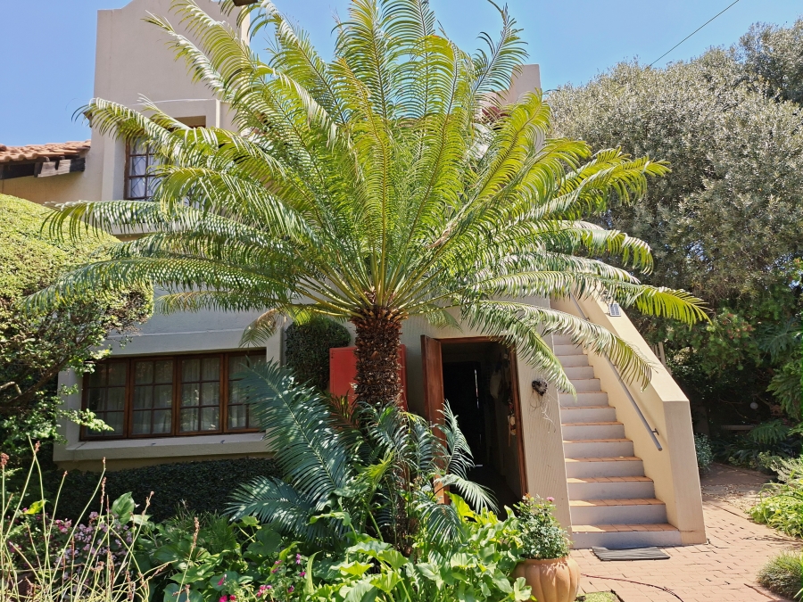 2 Bedroom Property for Sale in Golf View North West